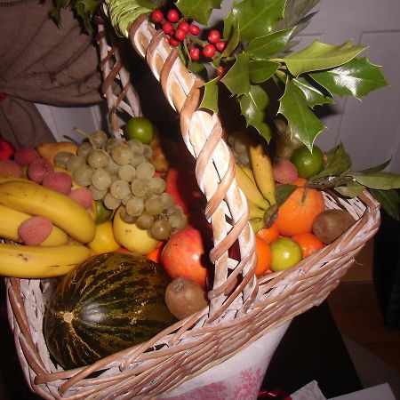 Petit Grenier Douillet De Cathie Bed & Breakfast โรกมอเร ภายนอก รูปภาพ